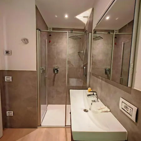 Sg Luxury - Pieds Dans L Eau Torri Appartement