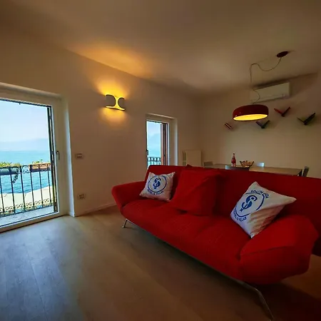Sg Luxury - Pieds Dans L Eau Torri Appartement *