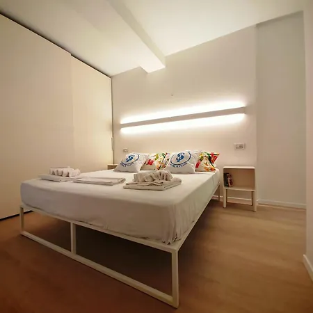 Appartement Sg Luxury - Pieds Dans L Eau Torri Torri Del Benaco